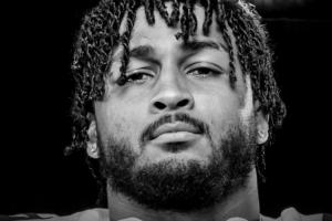 疑似被警方追捕开枪自尽！NFL达拉斯牛仔球员尼兰离世，年仅24岁