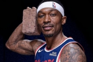 美网友：比尔赶紧退役吧 还比鲍威尔强&让快船更好呢 想鲍科比了