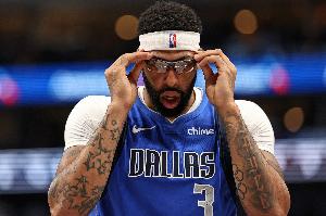 你也有消息源？帕金斯：我听说活塞有意浓眉&对其非常感兴趣