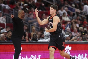 场均15分&命中率过半！攻防均有进步的谢泼德将成为完美拼图？