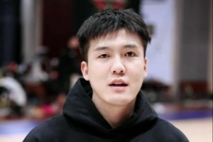 黄荣奇：很高兴加入同曦大家庭 希望通过大家的努力取得更好成绩