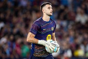 世体：霍安·加西亚复出助巴萨零封，证明自己有资格被国家队征召