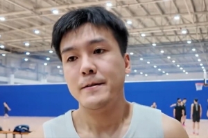 黄荣奇：这两年对自己重新认识 更成熟、更沉稳了