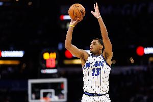 杰特-霍华德单节22分并列本赛季第五 哈登27分第一&约基奇第二