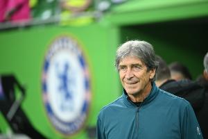 西媒：佩工与贝蒂斯的续约包含特殊解约条款，允许他去执教智利队