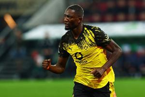 施洛特贝克：吉拉西今天的第一个进球，体现出了一名射手的本能