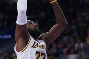 米勒：詹姆斯现在场均就14分 他上次得分在队内排第5是什么时候？