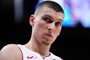 有实力！希罗复出两场场均26.5分6板3助2断 命中率高达63.6%