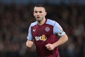 主持人：麦金曾因队友恶作剧被训练杆刺穿大腿 他被人们严重低估