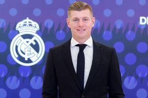 克罗斯：这个奖是为了我的基金会和生病的孩子，对我来说非常珍贵