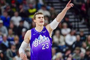 赢球功臣！马尔卡宁23投9中&罚球8中8 得到28分6板2助