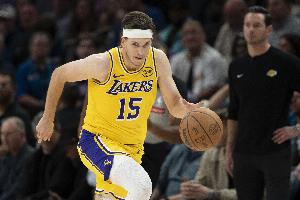 全明星？里夫斯本赛季场均轰28.5分5.9板6.7助 命中率高达51.6%