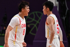 赵睿的回归对中国男篮非常重要 中韩男篮二番战 他有可能被激活