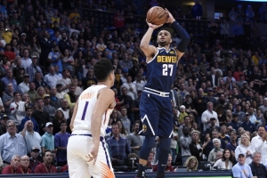 血脉压制！贾马尔·穆雷NBA生涯至今对阵布克18胜2负