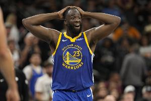 手感冰冷！追梦半场4投0中&三分3中0 得到0分6板1助