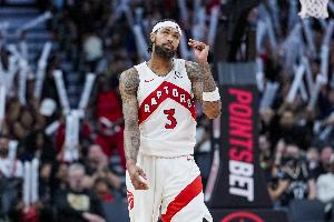 蜕变！英格拉姆追身三分自信再进 猛龙6中6&轰出15-2开局！