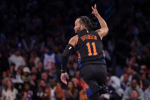 中规中矩！布伦森19中6拿到18分6板7助 正负值+25