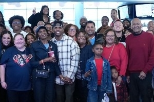 保罗晒家族大合照！这一大家子是真的一大家啊 数都数不过来