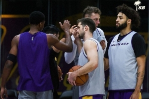 南湾湖人球员回忆与詹姆斯训练感想：向他学到了许多 受益极大