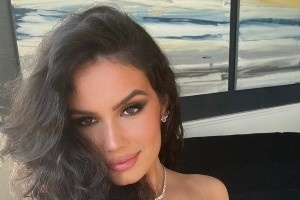 恩比德晒身穿弗拉门戈球衣照 巴西名模妻子点赞