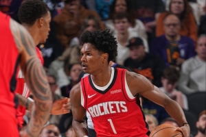 没悬念了！小贾巴里·史密斯&阿门续命三分都投出三不沾