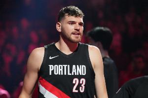 小杨机会更少了！开拓者官方：明日打猛龙克林根升级为出战成疑