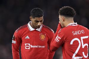 福苏·门萨：我在曼联青训营的时候，拉什福德帮了我很多