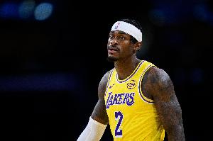 雷迪克：范德彪现在没机会 并不意味着他之后不会回到轮换阵容