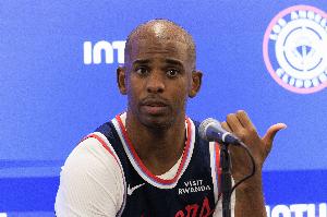 真不地道！快船五连客末战火箭&后者大概率致敬保罗 现在泡汤了