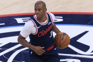 媒体人：快船这事干的很不地道 保罗无论如何也是球队名宿