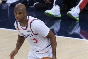 名记：本以为保罗有朝一日会成为首位被快船队退役球衣的球员