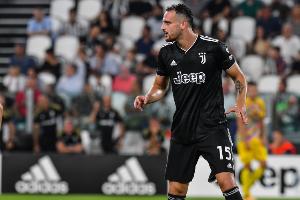 尤文官方：加蒂右膝内侧半月板损伤，需要接受手术治疗