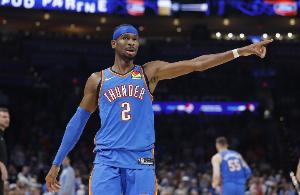 美记：SGA场均32.5分效率超MVP赛季&带队20-1 不是月最佳？