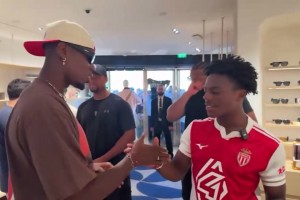 我就知道！传奇球星的射门力量挑战，卡洛斯出场终结比赛！