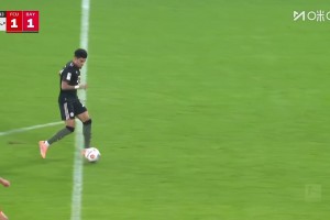 简单的不进凯恩手术刀传球，迪亚斯大单刀离谱打偏