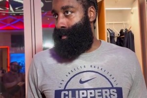 队内竞争！东契奇赛后谈里夫斯的超远三分：想确保我的比他更远！