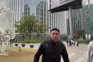 咋有点不好意思呢！吉拉西当选欧冠本场MVP！