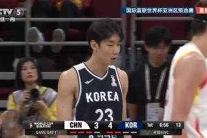 朱俊龙篮下偷袭但空篮不进啊！反被韩国快下李贤重闪电飚三分