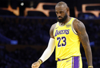 詹姆斯：没能打出我们的篮球风格但这只是一场比赛不必反应过度